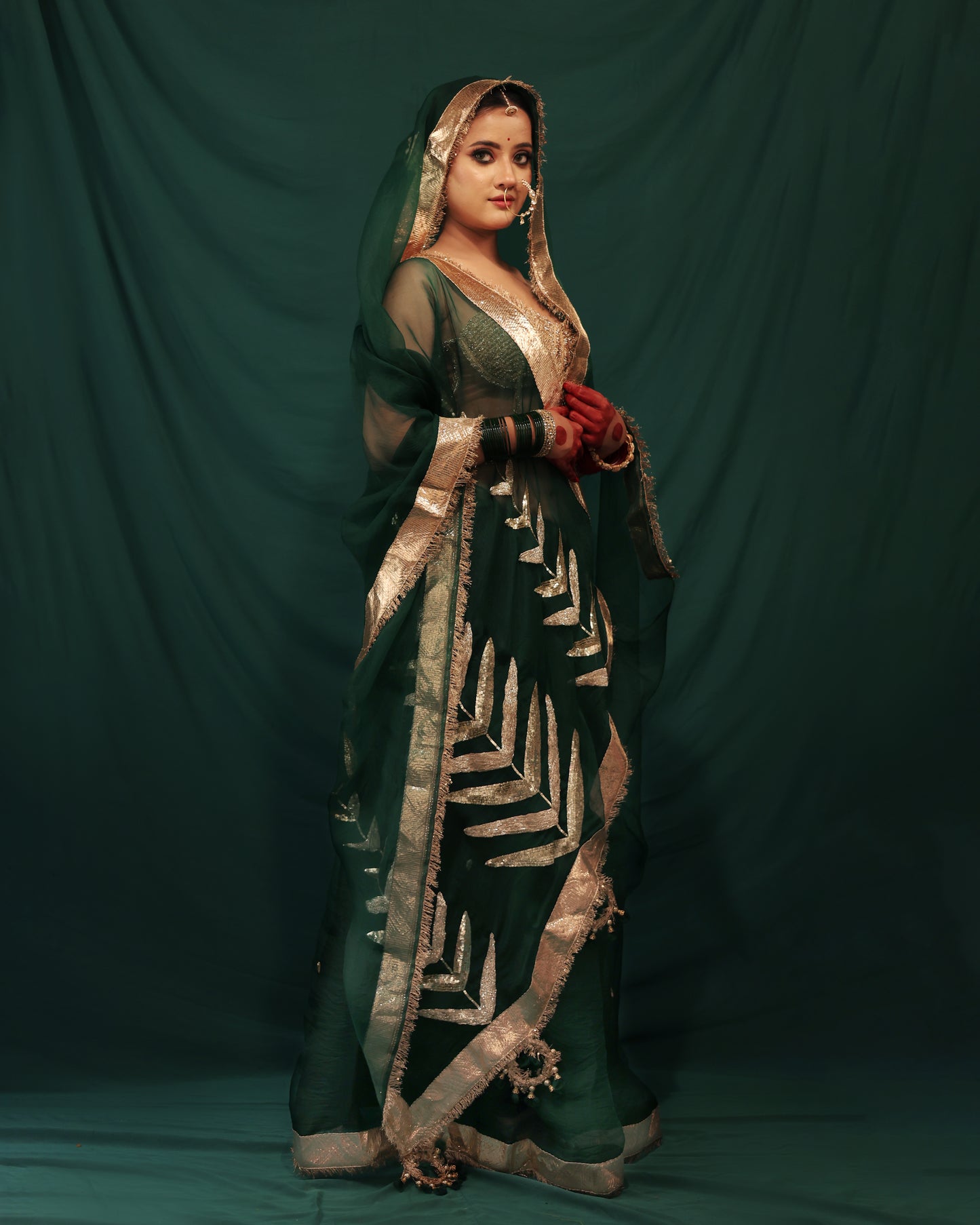 BOTTLE GREEN LEAF ORGANZA SAREE - JHAROKHA