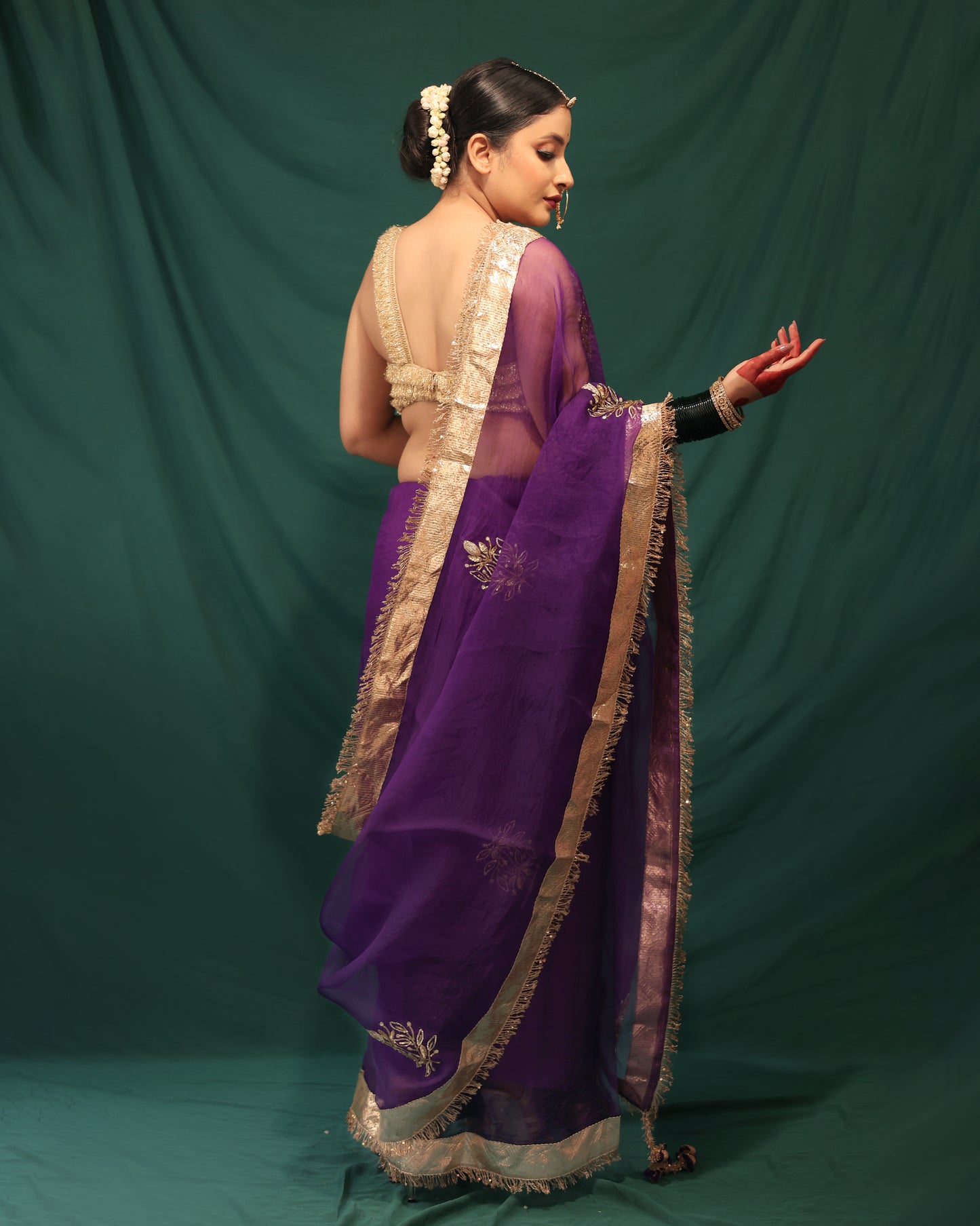 PURPLE BUTA SAREE - JHAROKHA