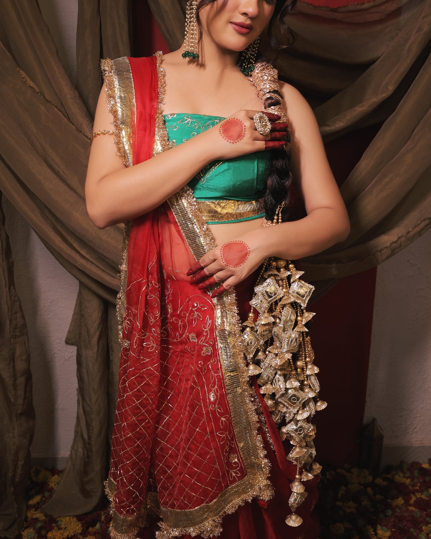 RED AND EMERALD GREEN SAREE  - SWARN MANJAR