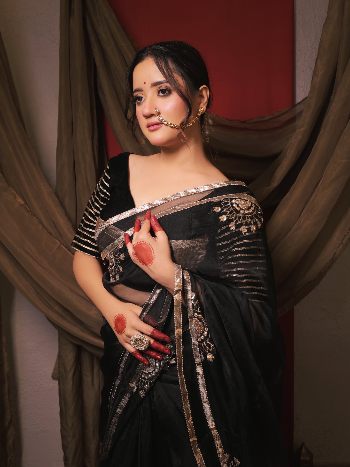 BLACK MONOCHROME SAREE - SWARN MANJARI