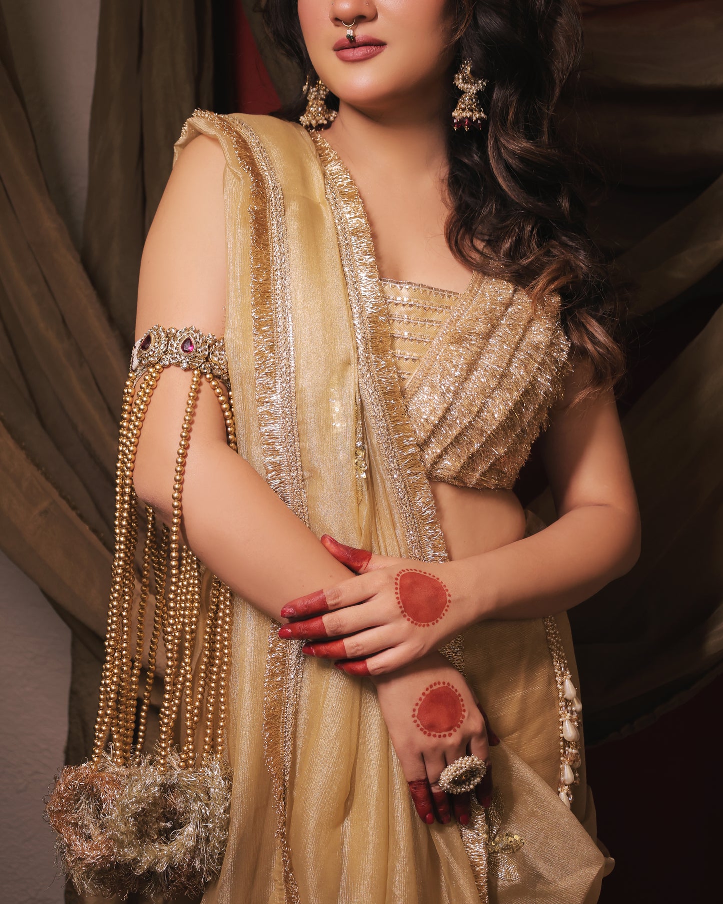 GOLDEN MONOCHROME SAREE - SWARN MANJARI